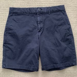 Men’s Gap Flat front Shorts 8” Size 30